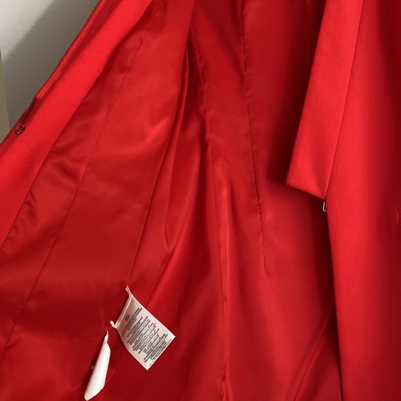 BCBG MAX AZRIA Blazer - Picture 5 of 5